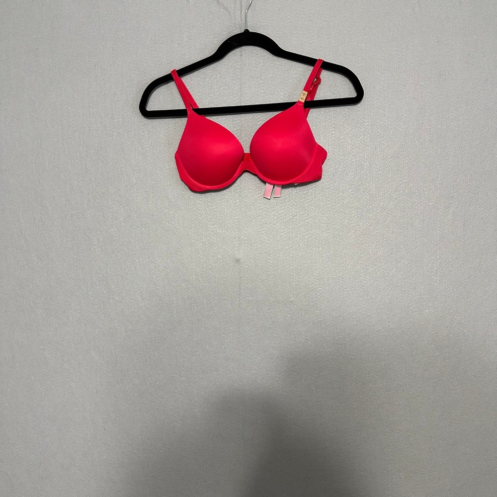 Victoria's Secret PINK Push Up Bra Red 32C‎ Underwire Padded 11201690